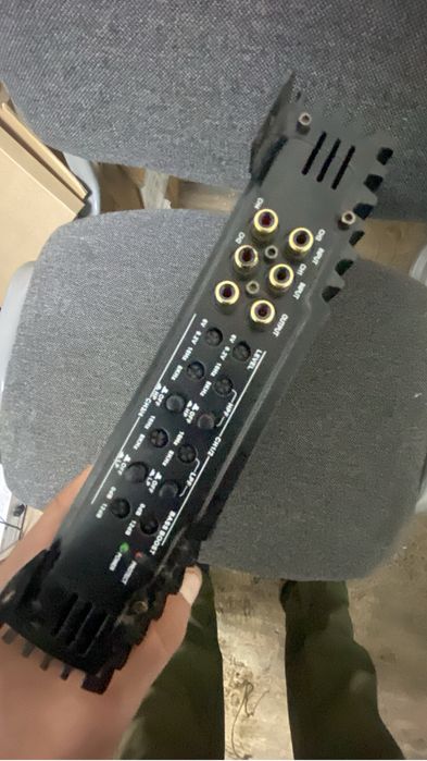 Продам усилитель