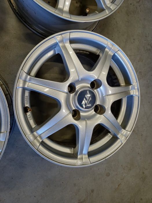 Jante 4x108 R14 Ford Fiesta Focus stare foarte buna