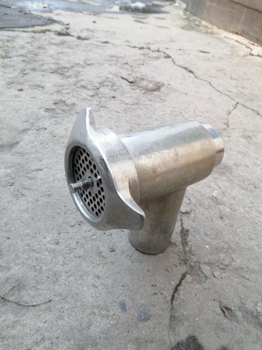 Горловина для промышленной мясорубки