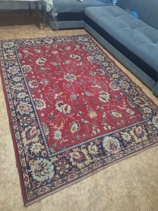 Ковёр шерстяной  в прихожую