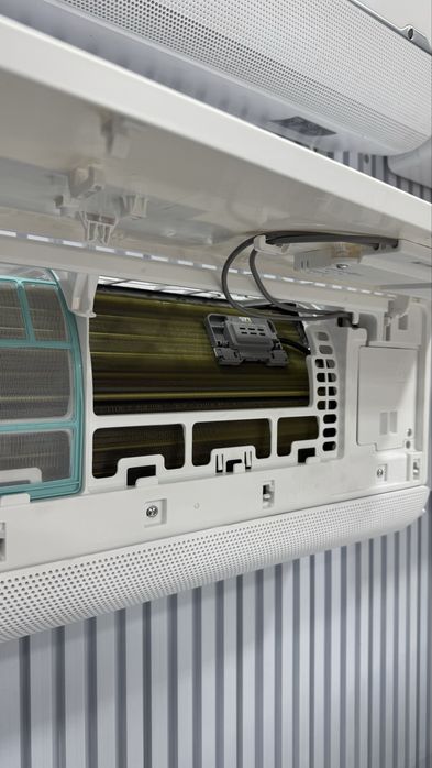 Кондиционер Midea Ultraviolet 12, Inverter Quattro. Официальный дилер!