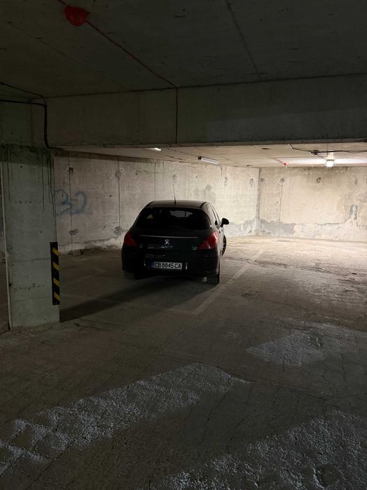 Дава се под наем Тристаен апартамент в София, Витоша - 85 кв.м за 841.5 € - Снимка #18