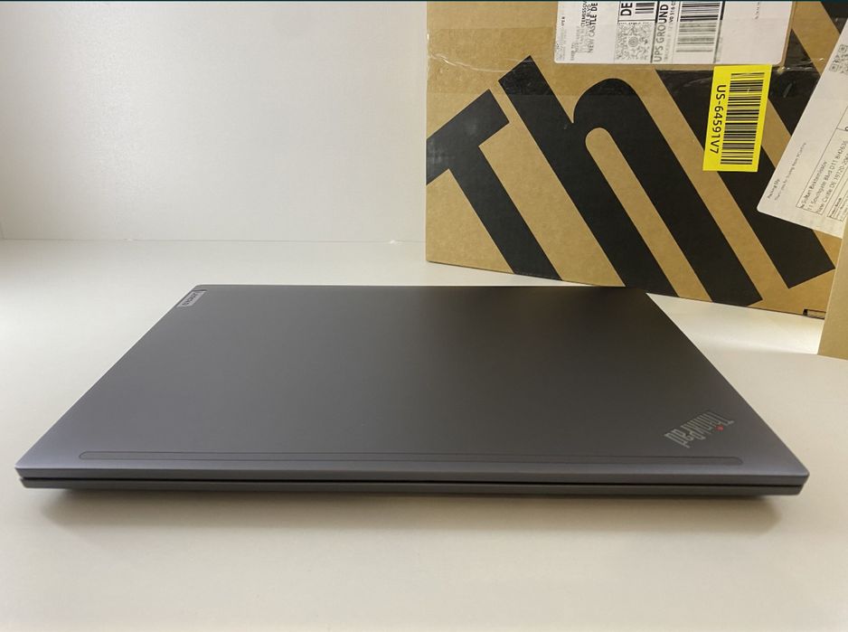 Lenovo Thinkpad P14s (Gen 3) Сенсорный