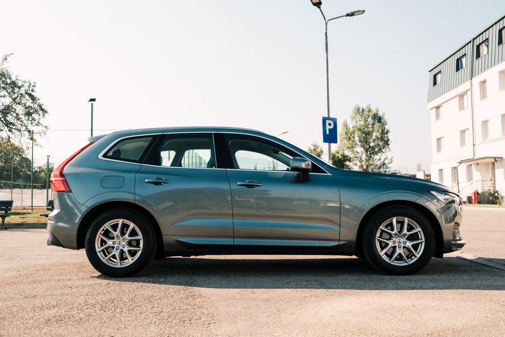 VOLVO XC60 2019 — imagine 2