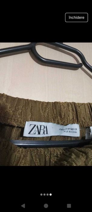 Pantaloni creponati Femei Zara