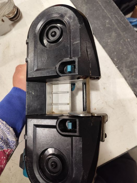 Акумулаторен безчетков лентов трион ножовка Макита Makita DPB184