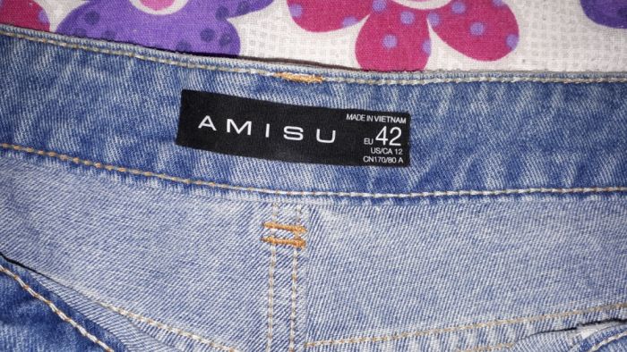 Pantaloni Jeans scurti