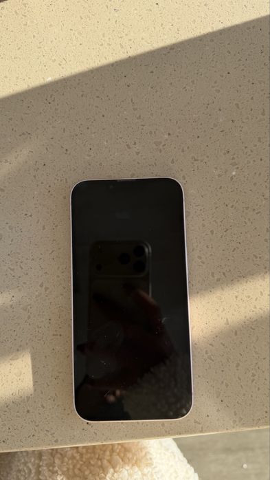 Продам iphone 13 128 gb