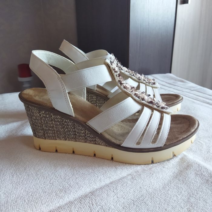 Продам Босоножки Rieker