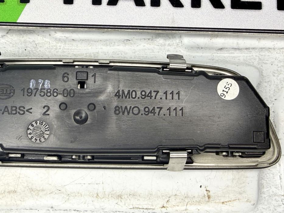 Заден плафон AUDI A4 A5 Q7 4M0947111 8W0947111