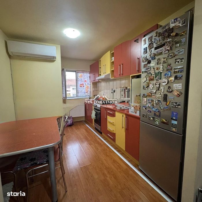 NECTORA IMOB-Apartament 3 camere, 2 bai, 2 balcoane, Zona Horea, 64 mp — fotografia 1