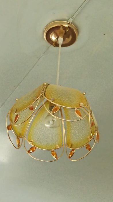 Продам люстру для дома