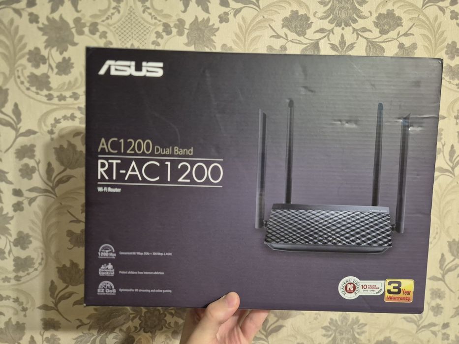 Роутер ASUS Wi-Fi RT-AC1200 V2