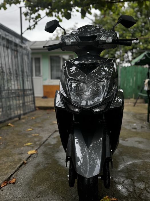 Scuter electric 2025