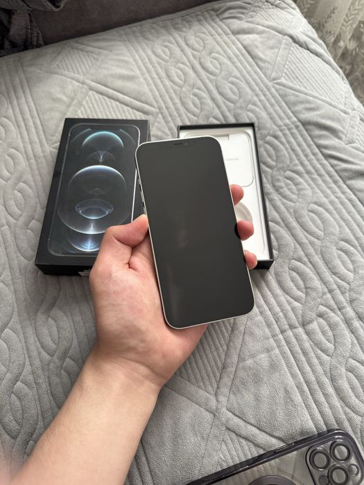 iPhone 12 Pro Max 128гб в идеальном состоянии