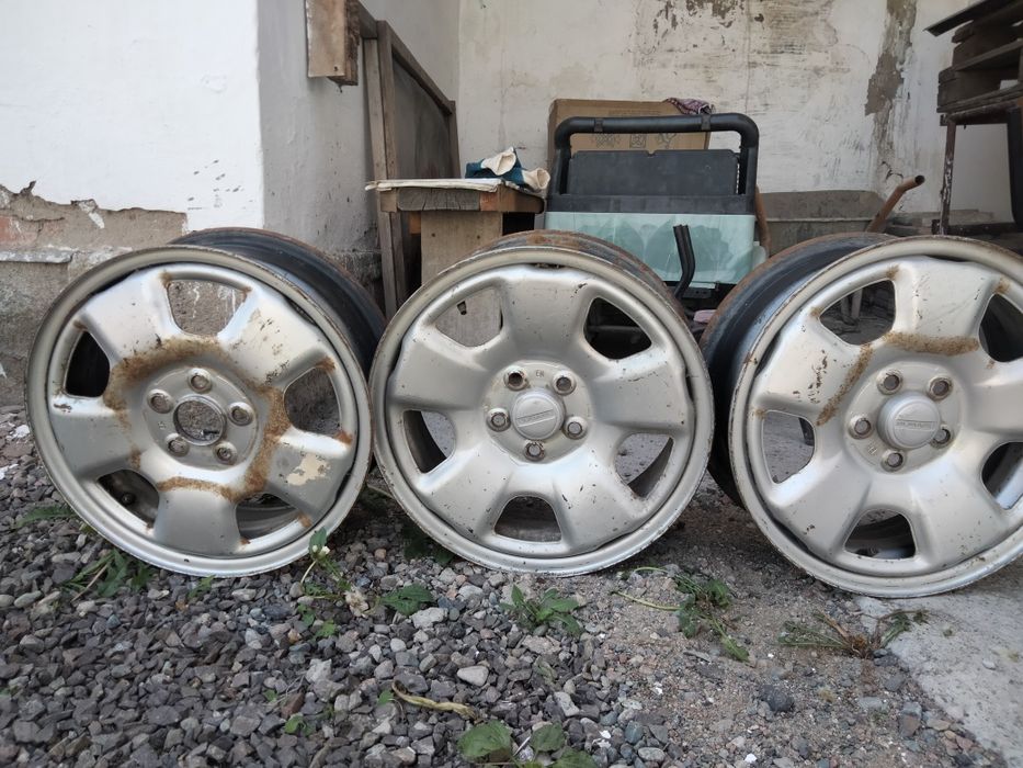 Продам литые диски Subaru (3 шт.)