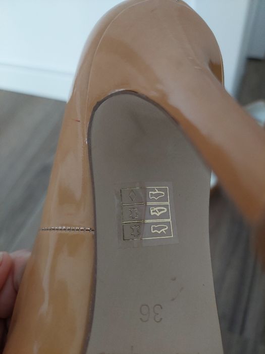 Pantofi piele naturala lacuita mar 36