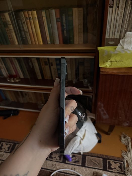 Продам Iphone 12 pro max 256 gb