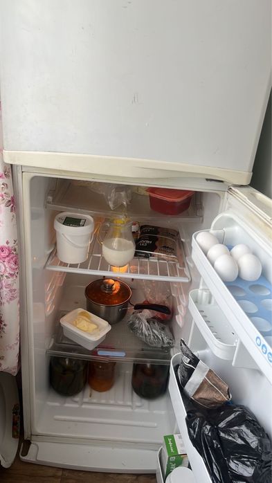 Продам холодильник