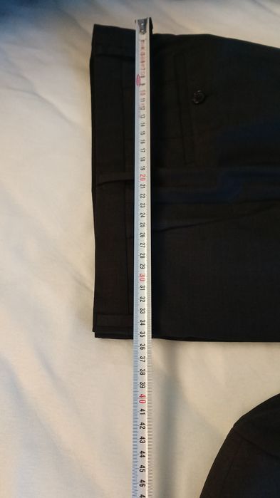 Мъжки костюм HUGO, 48 размер