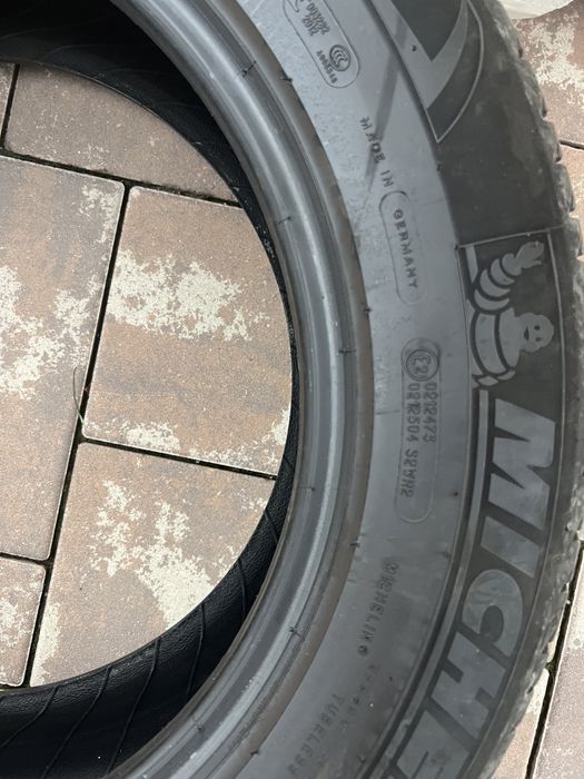 Anvelope vara marca Michelin