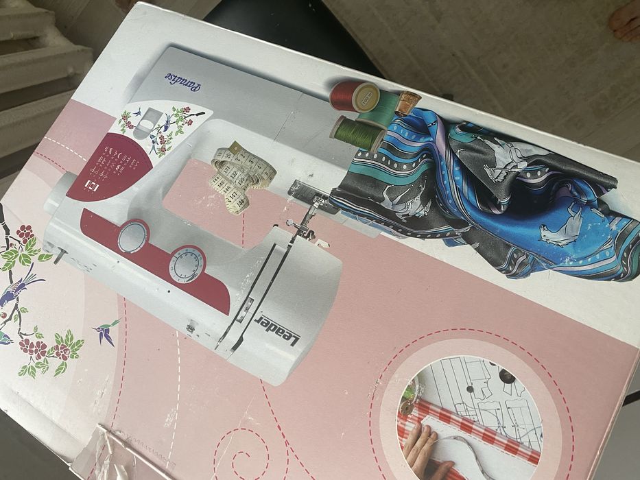 Швейная машинка сост отл