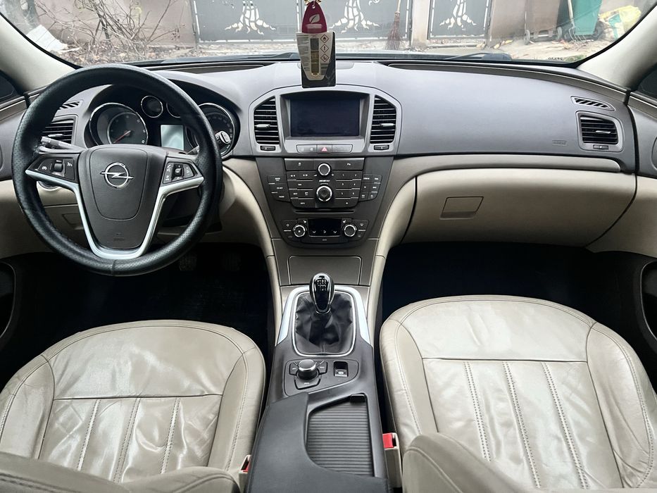 Opel Insignia A (G09) 2.0 CDTI