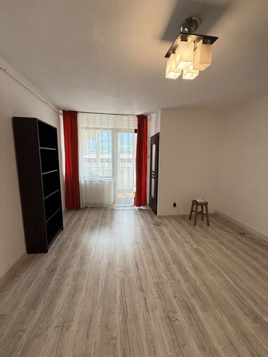 Vând Garsoniera în zona Noua, str.Visinului