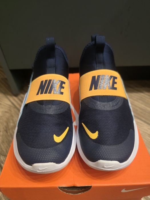 Оригинални детски маратонки NIKE