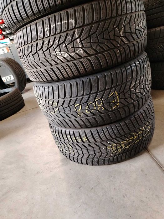 4бр.зимни гуми 245/40/20 Hankook