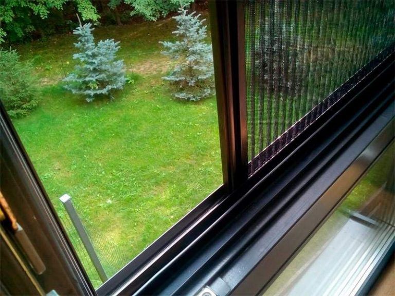 Москитные сетки! На окна и двери!