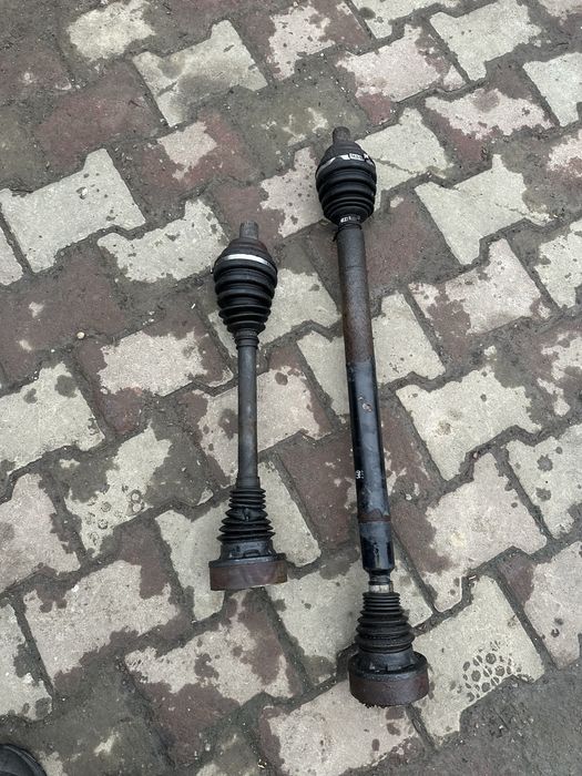 Planetara stanga Volkswagen VW Touran 1.9 TDI AVQ Planetara dreapta