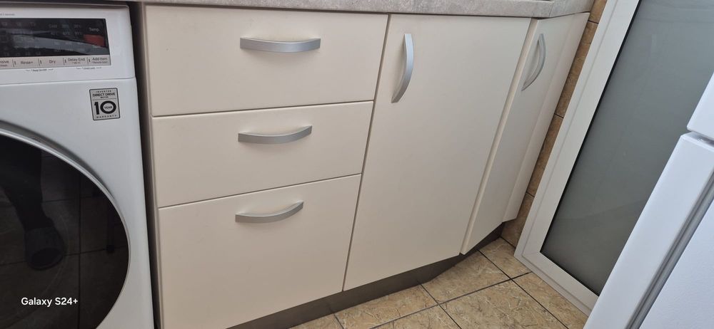 Vand mobila BUCATARIE si Electrocasnice