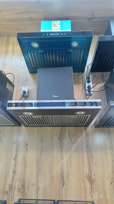 Вытяжка бытовая люкс Midea