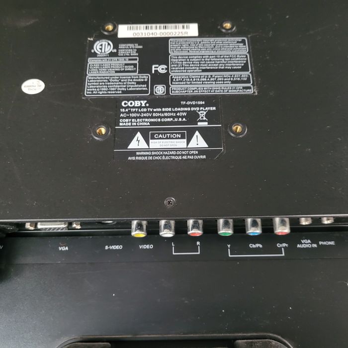 Малък телевизор със  СД.