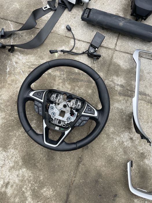 Volan cu comenzi Ford Mondeo mk5 fara airbag