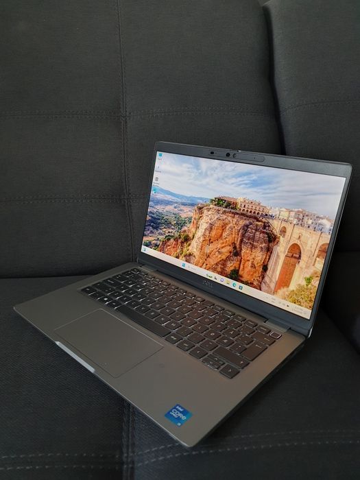 Dell Latitude, Ecran 13"FHD,Cpu i5 gen 11,Ram16gb ddr4, Ssd 512gb,iris