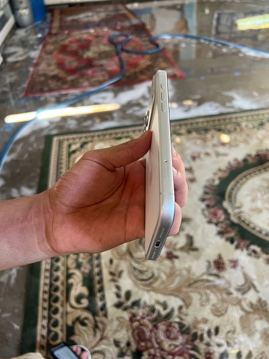 Iphone 17 pro max silver 256 Sim Esim Afitsalni yomkis 100% 126 sikil