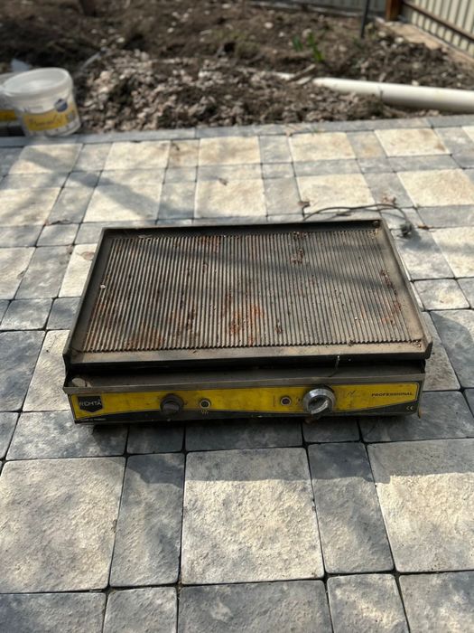 Продам грильницу