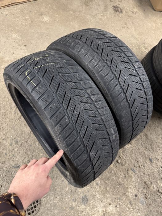 Anvelope 2buc 225/45r18 Iarna, 2buc 235/35r20 vara, 4buc 225/40r18