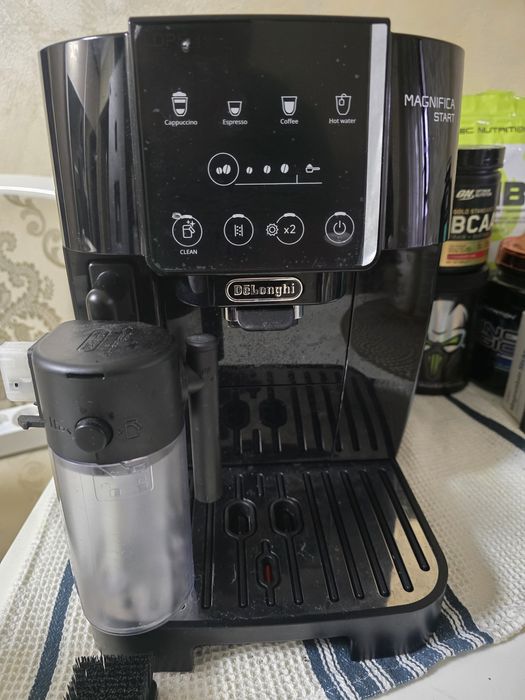 Espressor Delonghi Magnifica Start