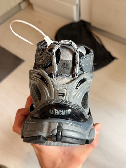 Balenciaga Runner Сив Grunge style