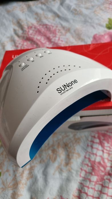 Лампа от Sunone  для маникюра