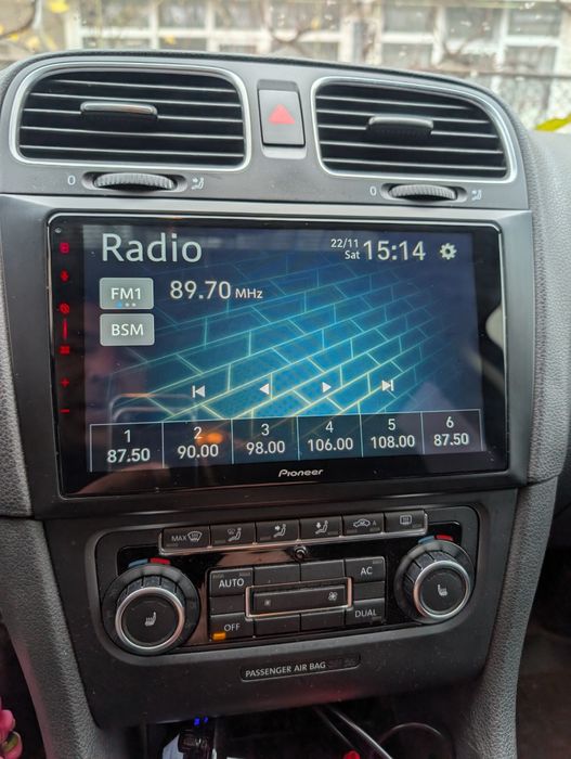 Navigație dedicată VW Golf 6 Pioneer SPH-PF97BT 4X50W,