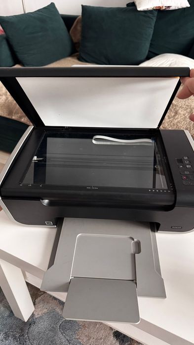 Imprimanta lexmark cu scaner