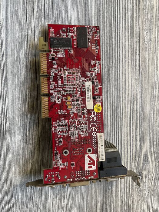 Видеокарта ATI D33053