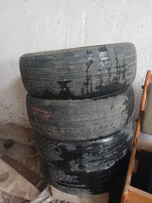 Продам шины на автомобиль