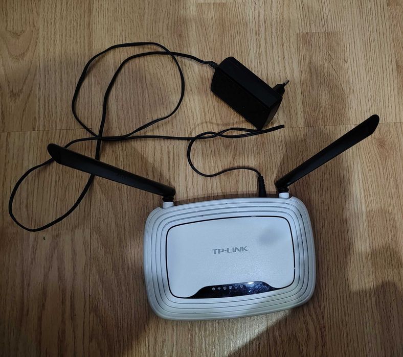 Router TP-Link    .