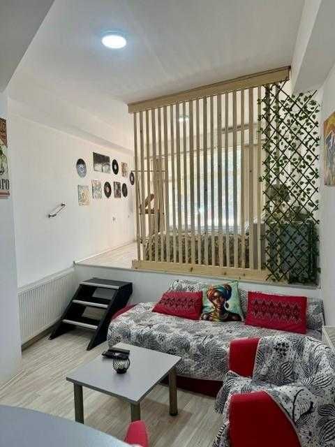 Дава се под наем Едностаен апартамент в Бургас, Лазур - 30 кв.м за 204 € - Снимка #2