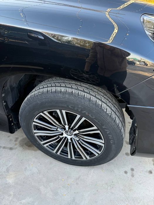 Тайота Прадо 2017 йил